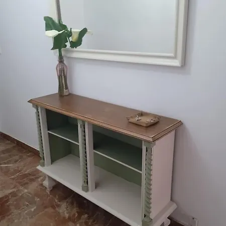 Piso Amplio Y Comodo *