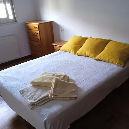 Piso Amplio Y Comodo Vigo